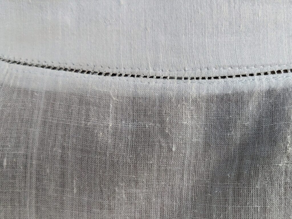 Kurta- white muslin detail