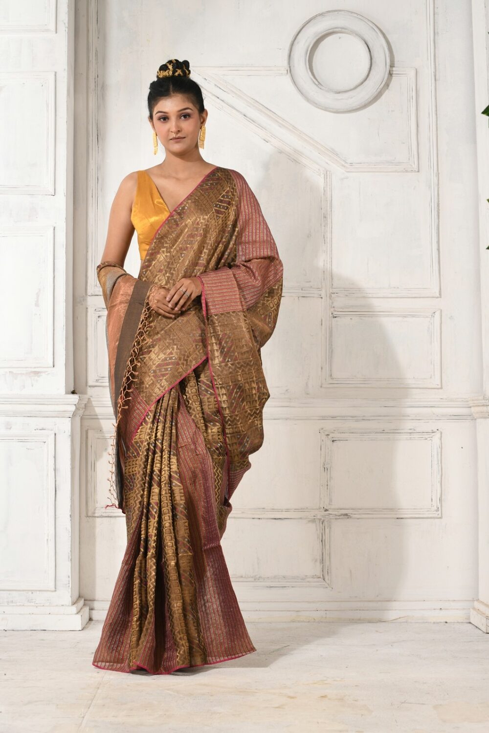 JACQUARDHANDLOOMMETALLICSAREE-KARU25-ANTIQUEGOLD (1)