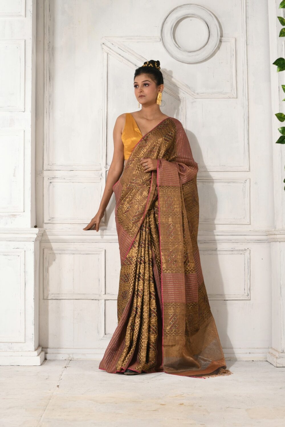 JACQUARDHANDLOOMMETALLICSAREE-KARU25-ANTIQUEGOLD (2)