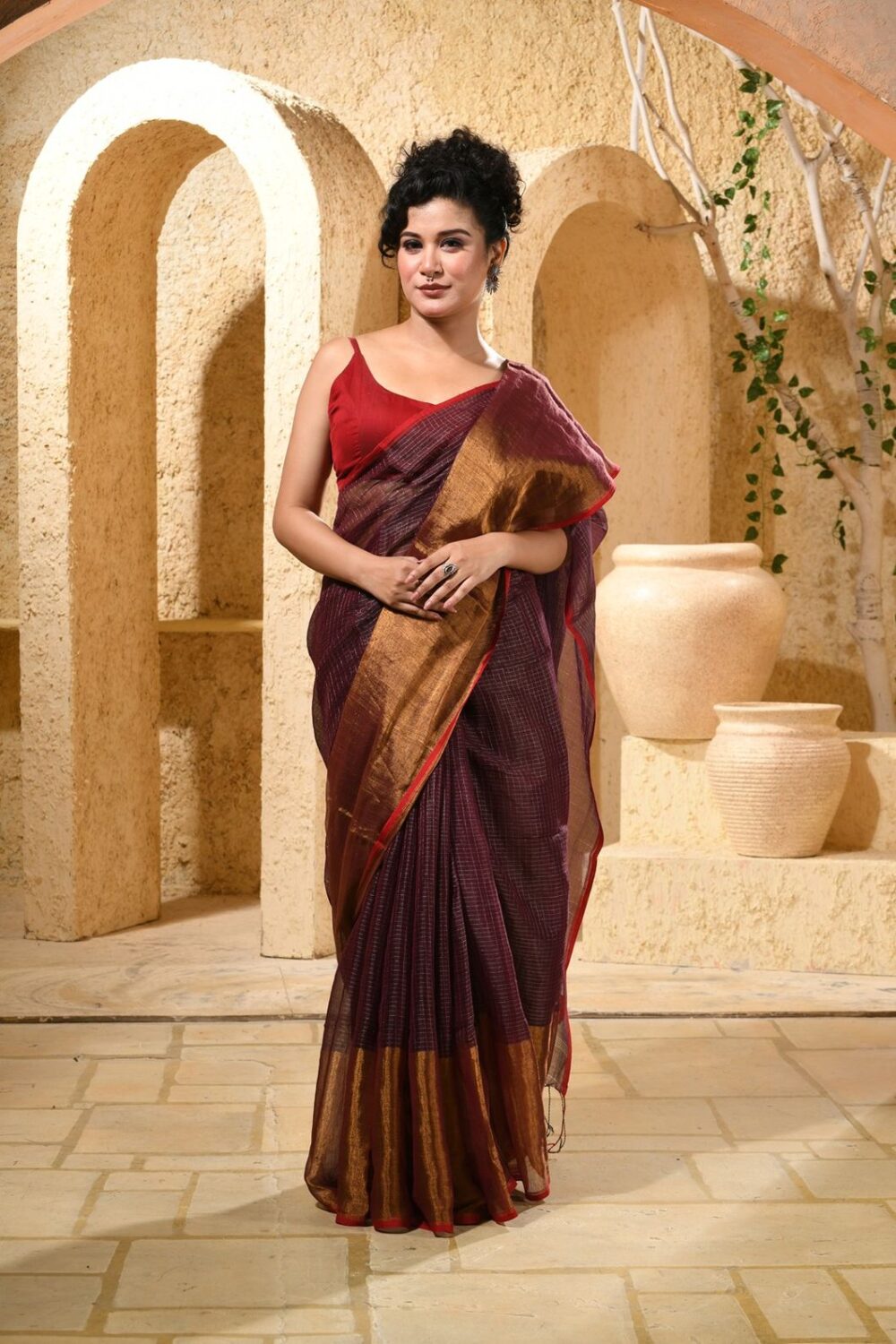 METALLICHANDLOOMSAREE-KARU14-WINEANDSILVERGOLDZARIBORDER (1)
