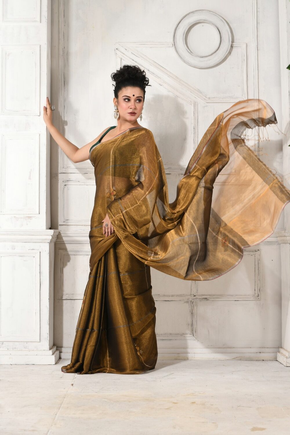METALLICHANDLOOMSAREE-KARU19-BLACK-GOLD (3)