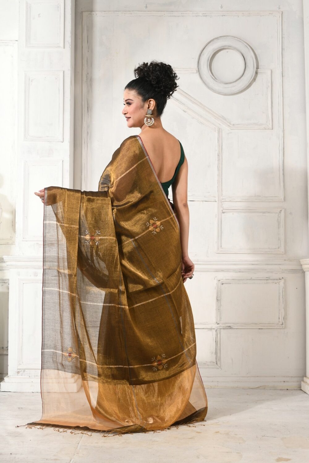 METALLICHANDLOOMSAREE-KARU19-BLACK-GOLD (4)
