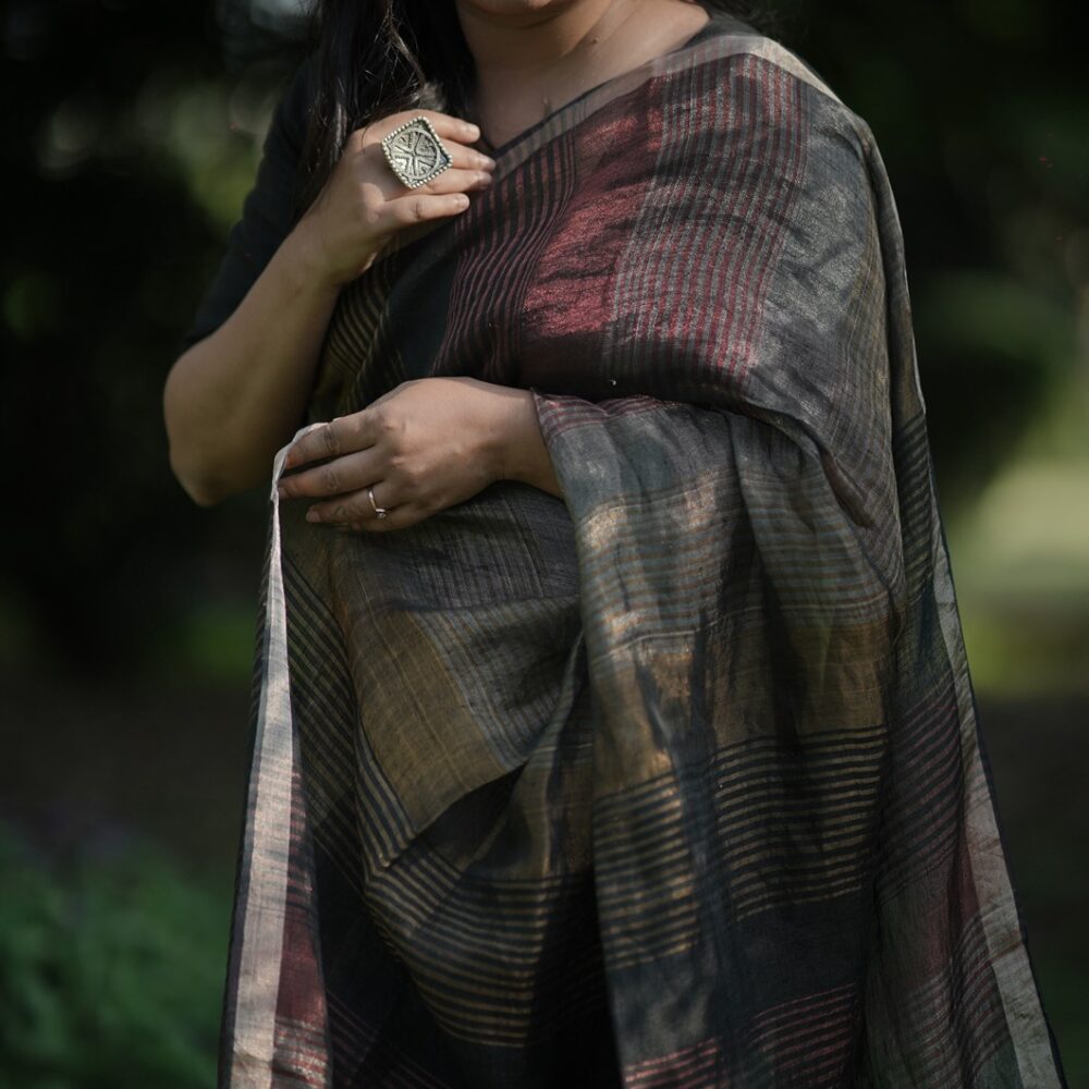LINENMETALLICHANDLOOMSAREE-KARU34 (2)